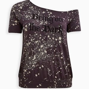 TORRID LOVESICK OFF SHOULDER TEE -BRING THE DARK SPLATTER GREY